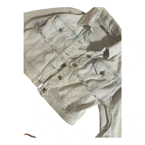 Women's Cream White Denim Jacket - Picture 4 of 10